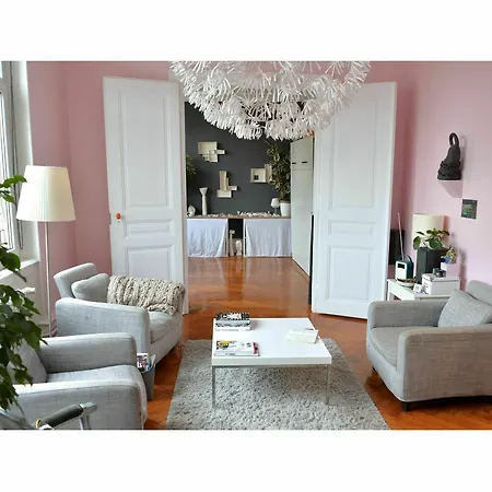 D'hotes Chez Miss Baba Bed & Breakfast *